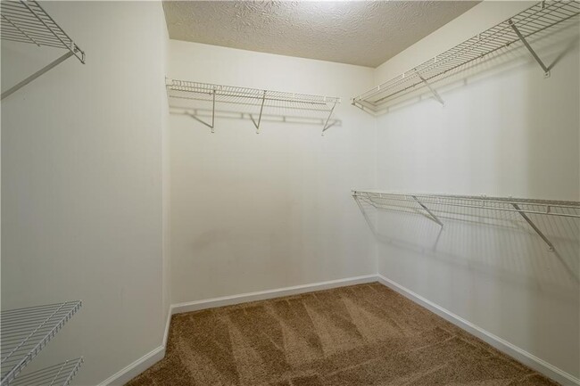 Building Photo - 2620 Avery Park Cir