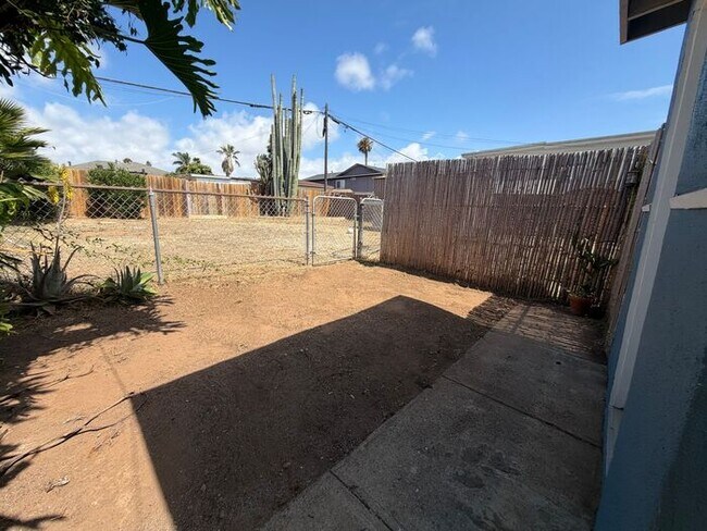 Building Photo - Charming Imperial Beach Home Minutes from the Coast