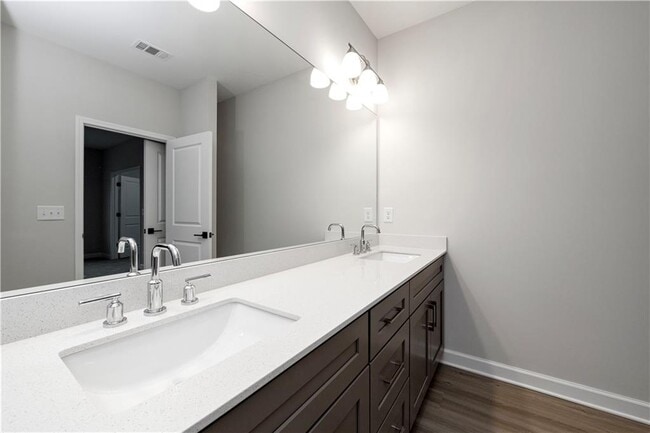 Building Photo - 1994 Main St NW