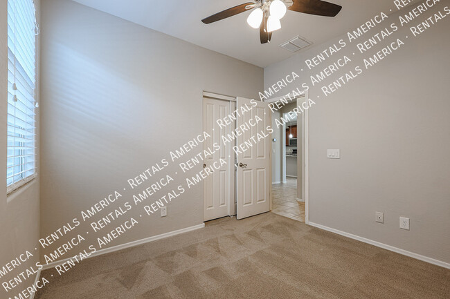 Building Photo - 41587 Anne Ln