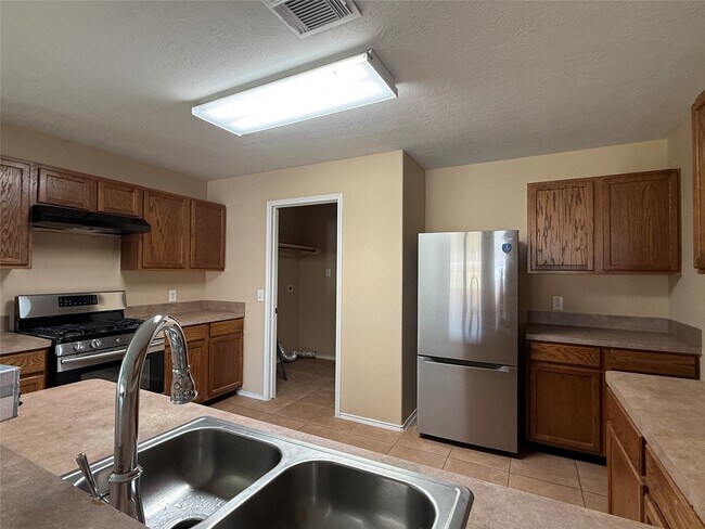 Building Photo - 2623 Marble Manor Ln