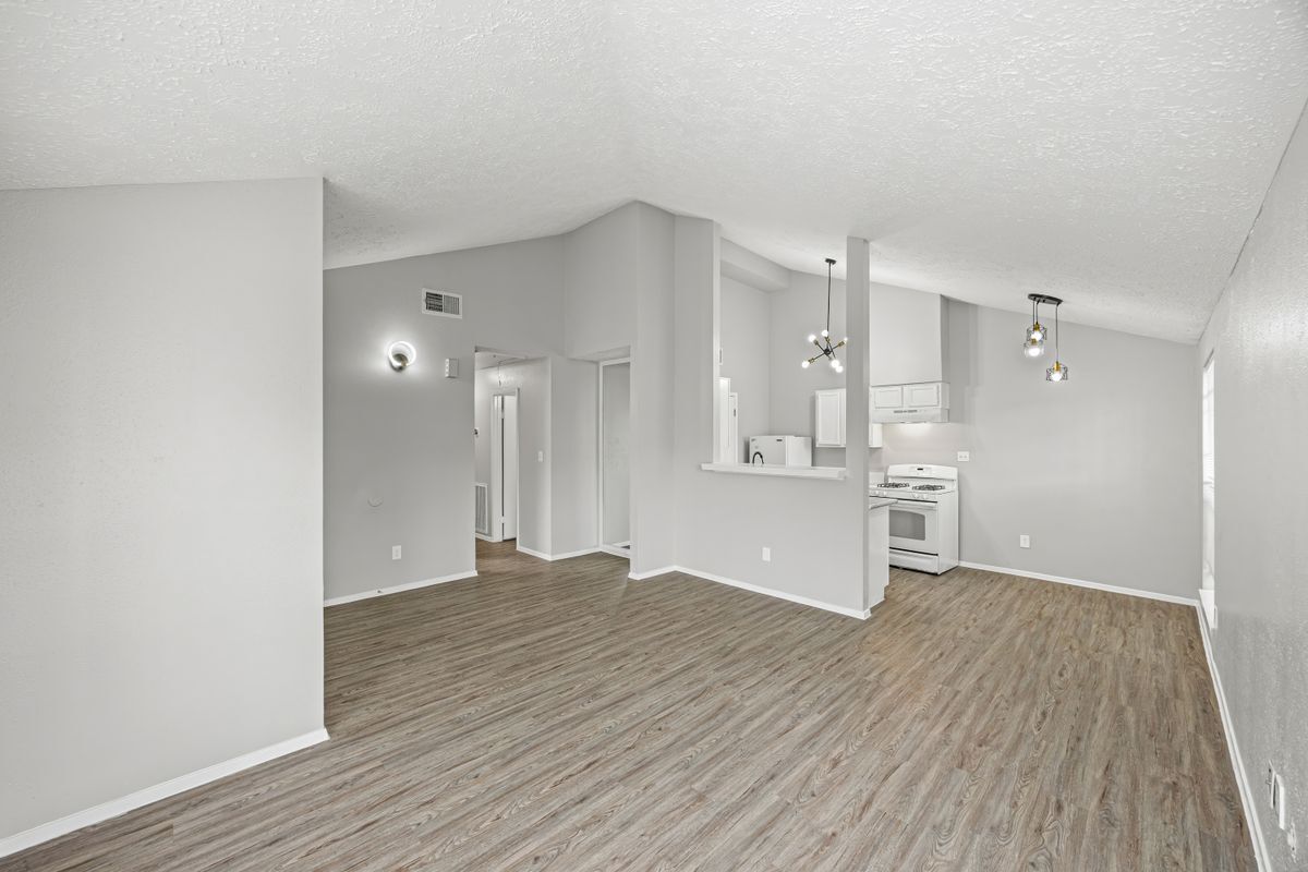 Building Photo - 10066 Sharpton Dr