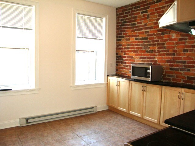 Building Photo - 50 Staniford St
