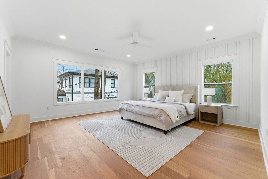 Building Photo - 205 Whitefoord Ave NE