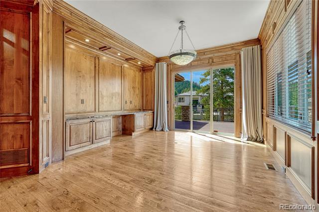 Building Photo - 1622 Ave Del Sol