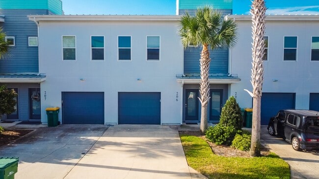 Primary Photo - 340 Bluefish Dr