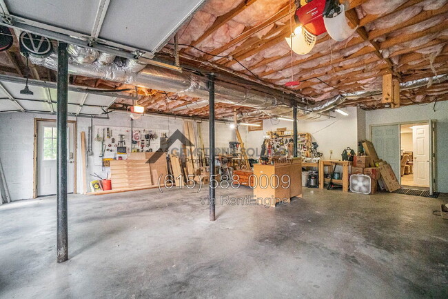 Building Photo - 4446 Pratt Ln