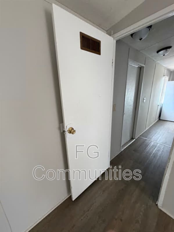 Building Photo - 1754 Zion Rd