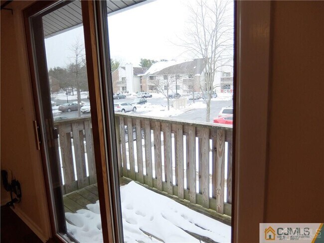 Building Photo - 4906 Ravens Crest Dr