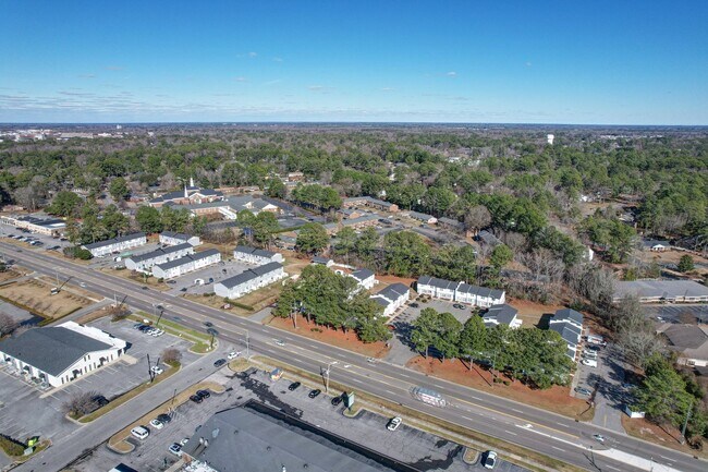 Building Photo - 2513 Charles Blvd