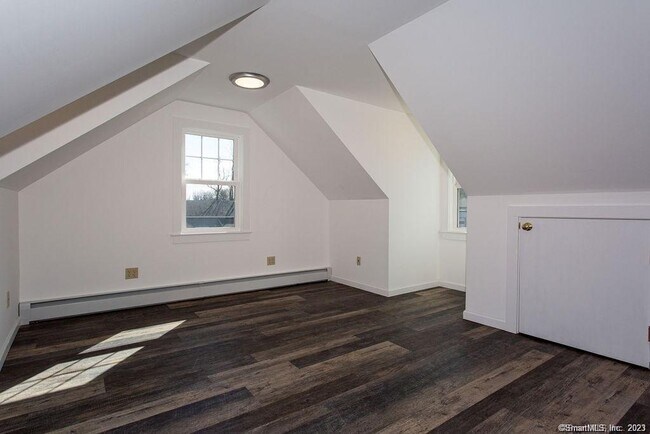 Building Photo - 12 Dunham Rd