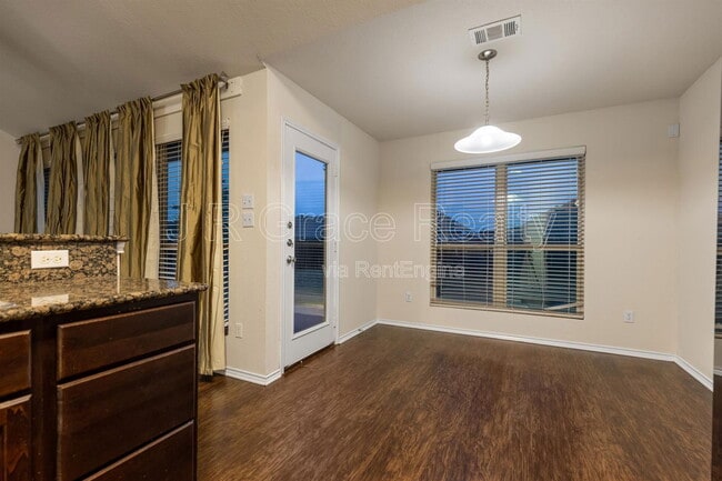 Building Photo - 4204 S Fork Ranch Rd