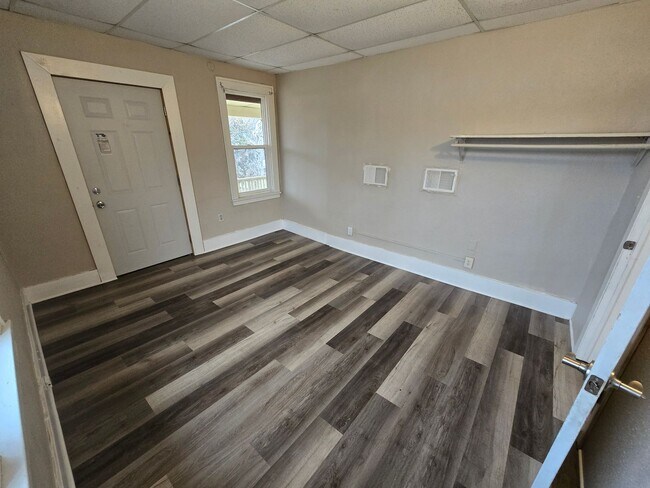 Building Photo - 1512 Jones St