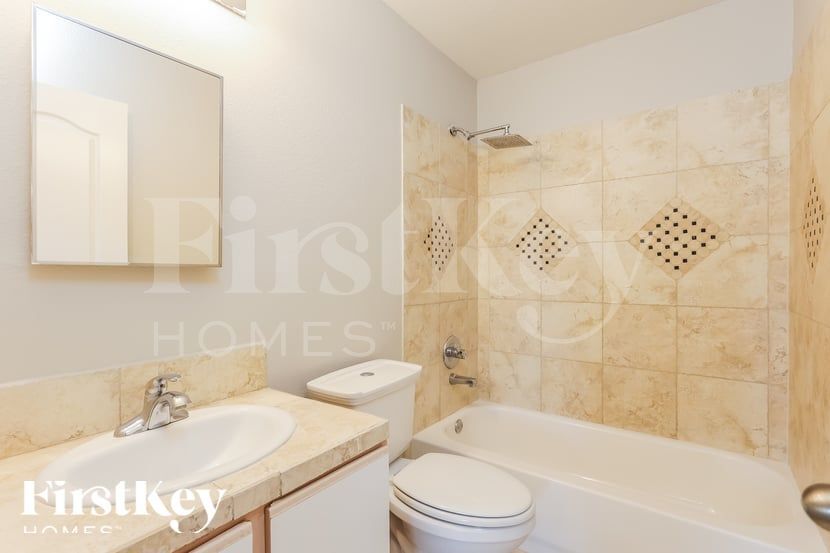 Building Photo - 4623 Everstone Creek