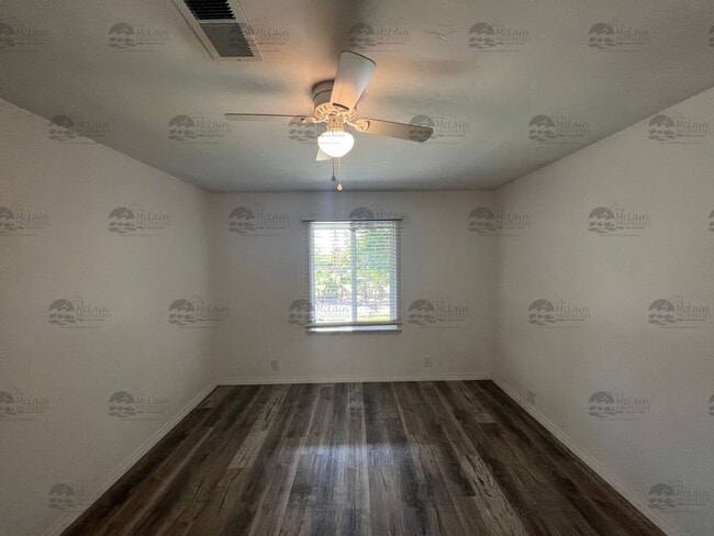 Building Photo - 3310 Eureka Pl