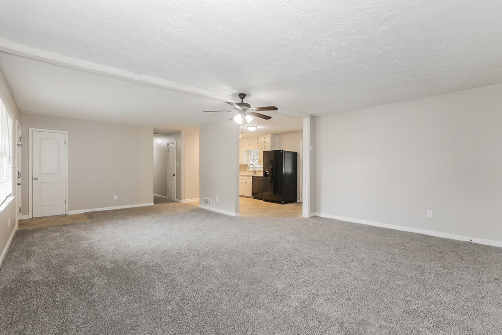 Building Photo - 583 Lakeridge Cir SE