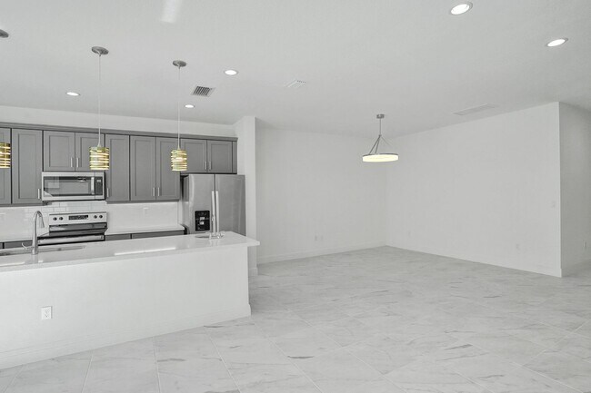 Building Photo - Gorgeous Brand New 3 Bedroom 2 Bath (2-story) Townhouse in Deerfield Beach
