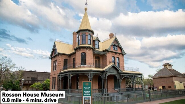 Building Photo - 203 E Roosevelt St