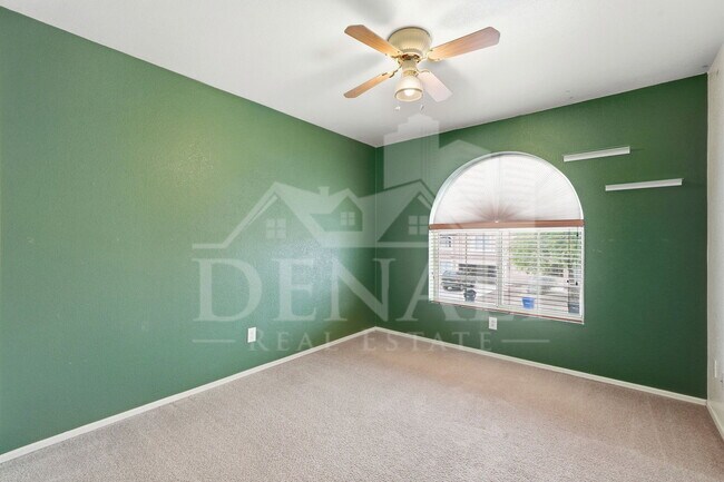 Building Photo - 11319 W Madisen Ellise Dr