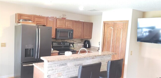 Building Photo - 4560 Ashburn Square Dr
