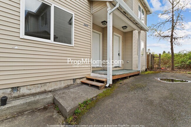 Building Photo - Cozy Two Bedroom Home in SE Portland!
