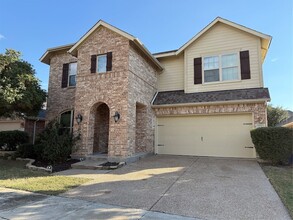 Building Photo - 5737 Yorkshire Road