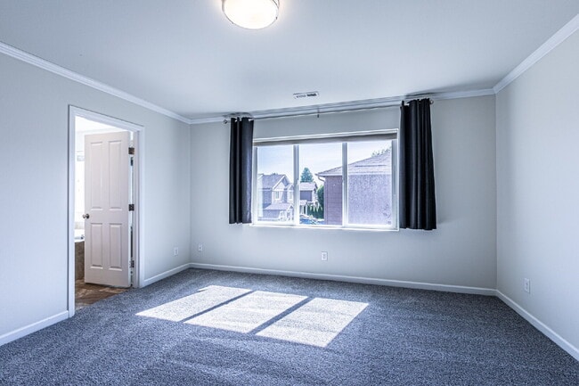Building Photo - Amazing 4 bedroom home in Stewart Crossing!