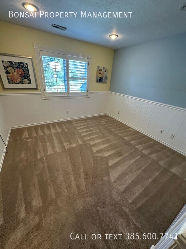 Building Photo - 11291 Palisade View Dr