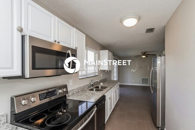 Building Photo - 3 Bedroom Pet-Friendly Home in PALM BAY, FL with Main Street Renewal