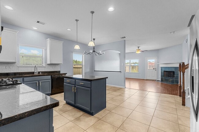 Building Photo - 28434 Lockeridge Creek Dr