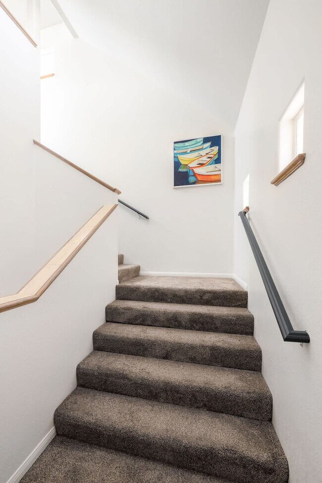 Building Photo - 714 Isthmus Ct