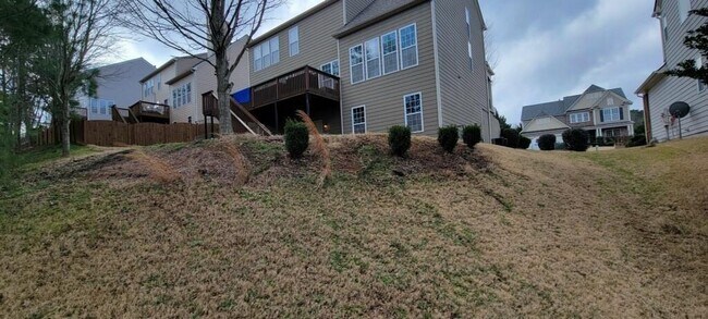 Building Photo - 610 Cricklewood Dr