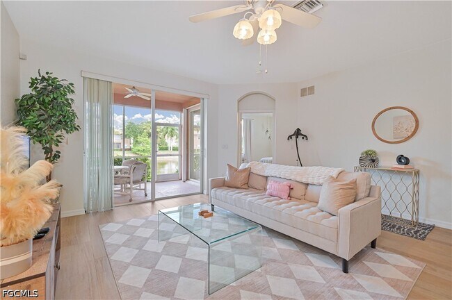 Building Photo - 9601 Spanish Moss Way