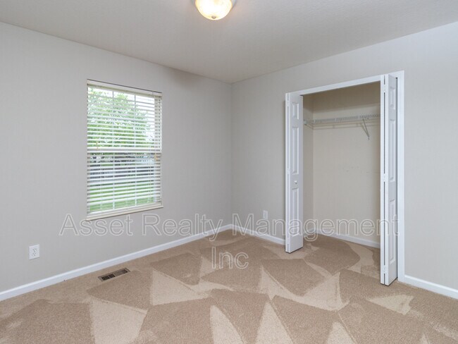 Building Photo - 2123 Cartmill Dr