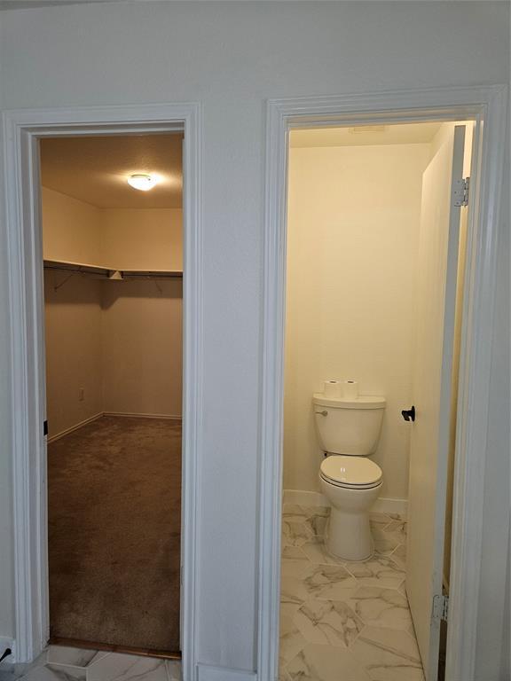 Building Photo - 13400 Coomes Dr