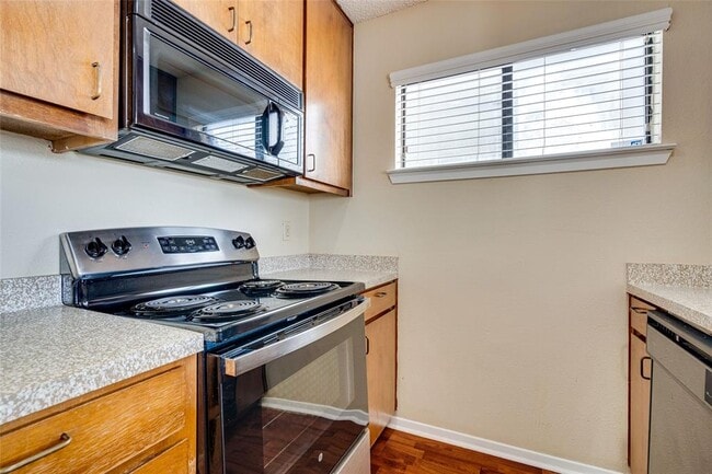 Building Photo - 2612 San Pedro St