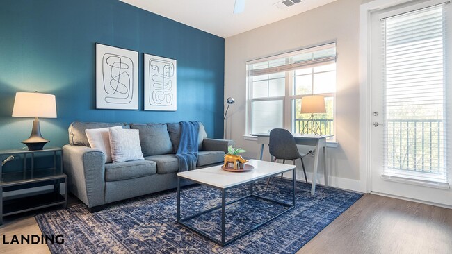 Building Photo - 3060 Southcreek Blvd