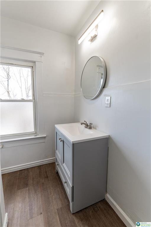 Building Photo - 2001 Ferry St