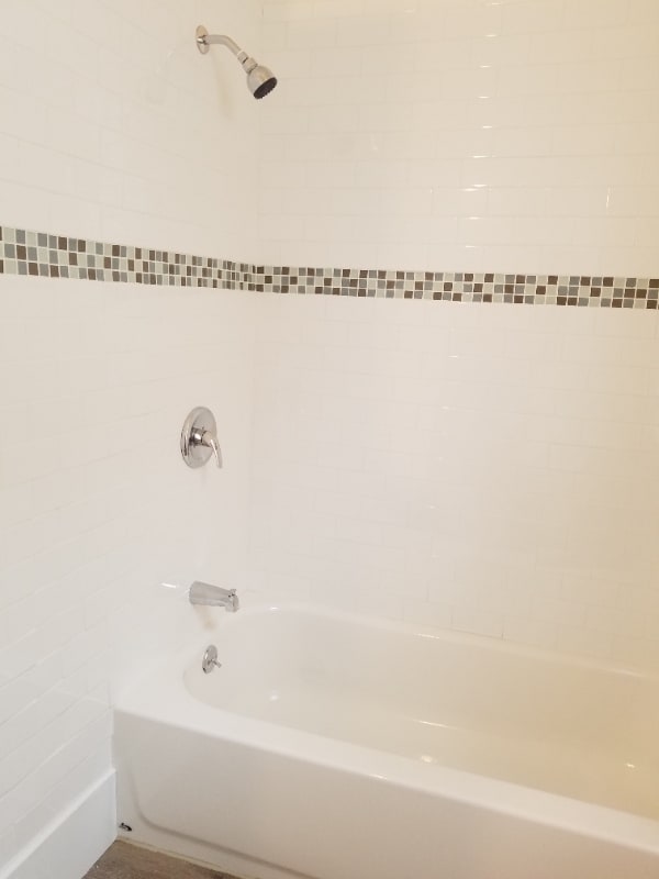 Building Photo - 431 E Walnut Ln