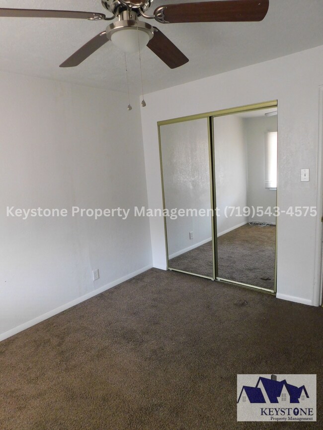 Building Photo - 819 Troy Ave