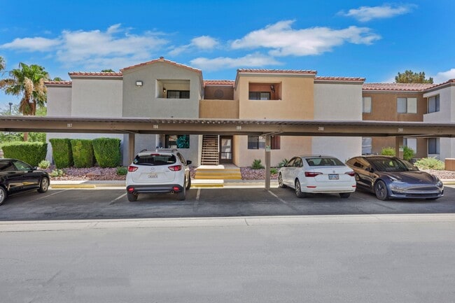 Building Photo - Upgraded 2 bedroom in gated community