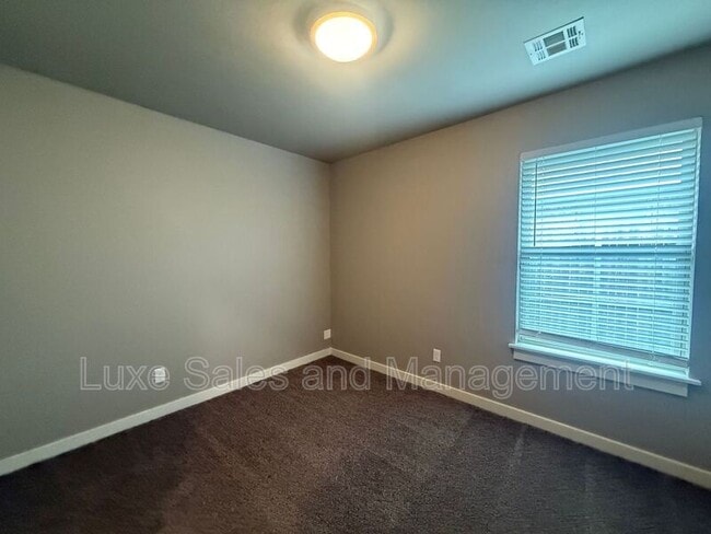 Building Photo - 1501 MacAlpine St