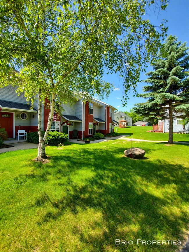 *MOVE IN RENT SPECIAL* 8140 195th Ave Bristol WI 53104 Apartment Finder