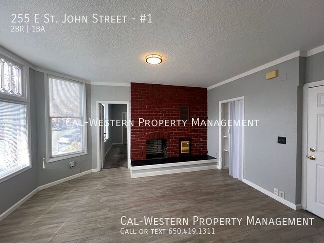 Primary Photo - 255 E St John St