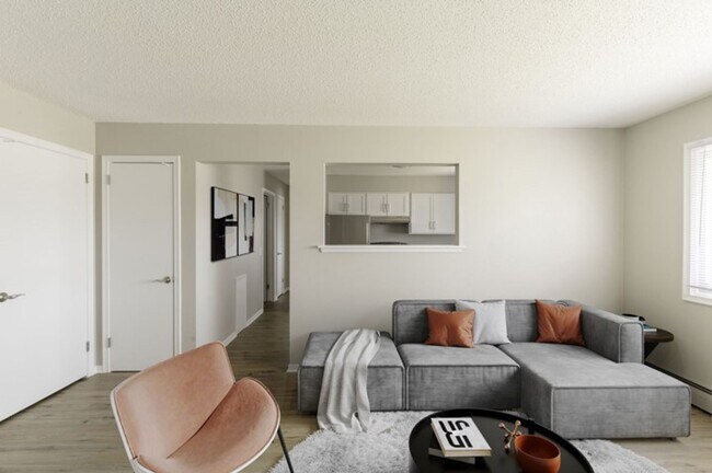 Building Photo - Riverway