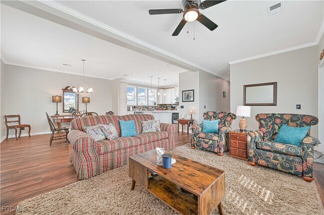 Building Photo - 3524 Fifth Ave