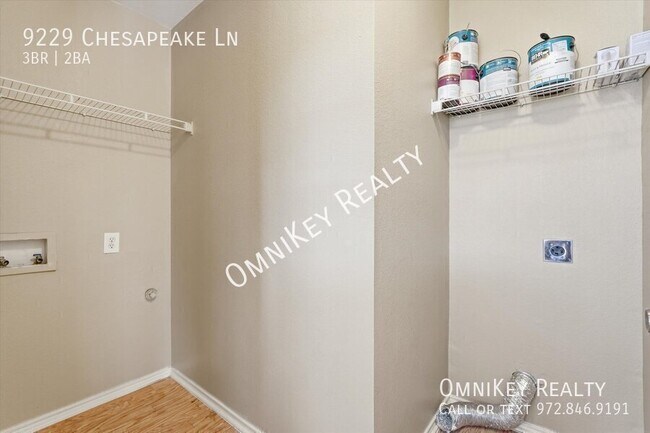 Building Photo - 9229 Chesapeake Ln