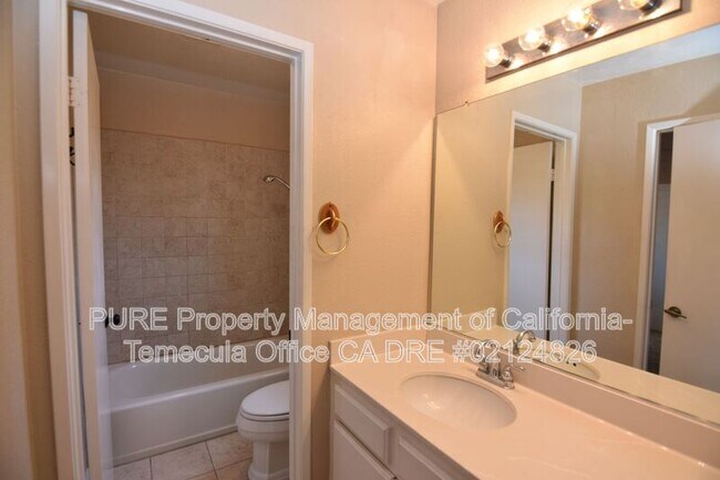 Building Photo - 39265 Corte Pluma