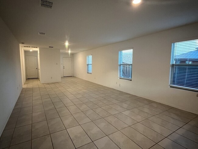 Building Photo - 3408 Harper St