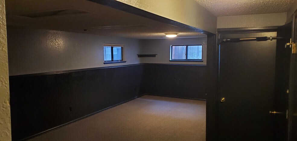 Building Photo - 9150 Garrison St